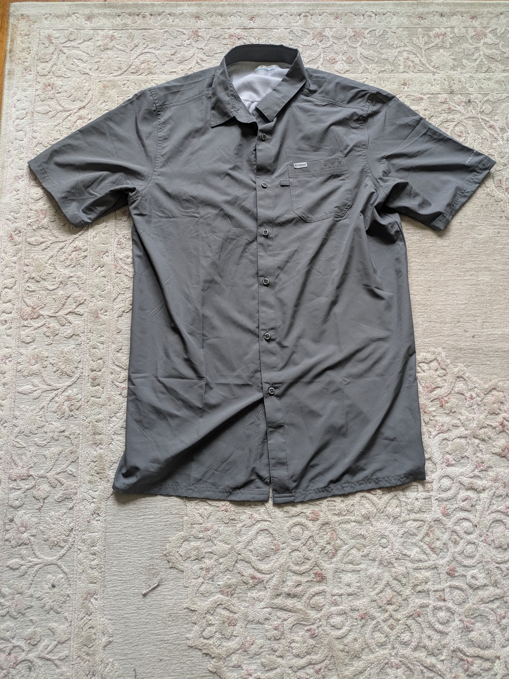 Columbia Men’s Short Sleeve Button-Down Shirt - Charcoal Gray
